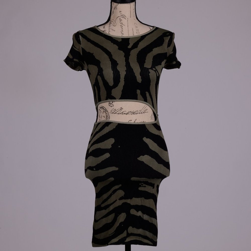 BLACK AND GREEN ZEBRA BODYCON SHORTSLEEVE CLUB DRESS